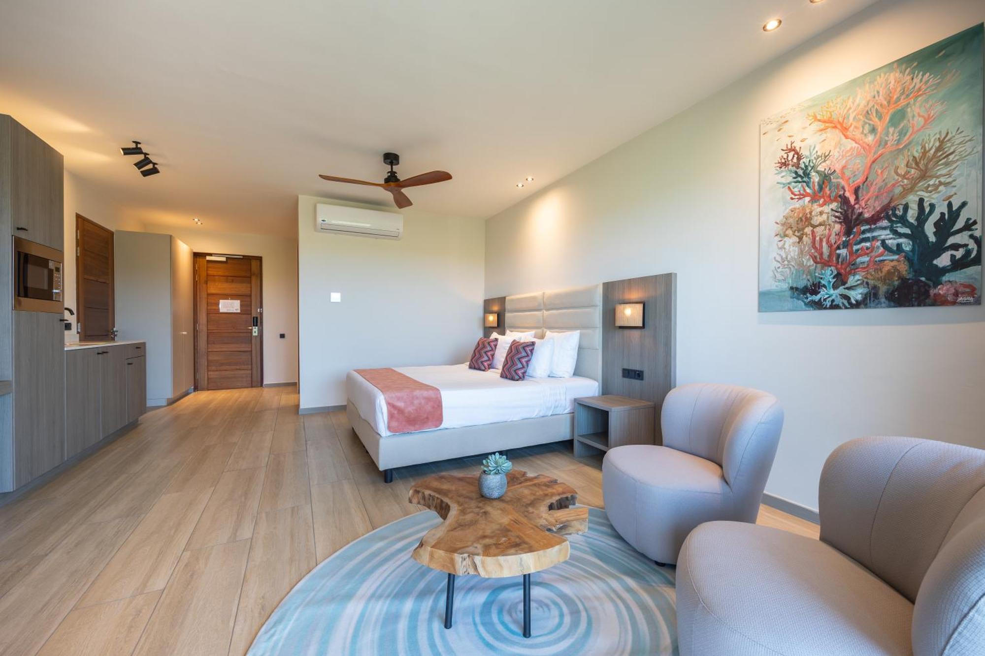 Dolphin Suites & Wellness Curacao Willemstad Exterior photo